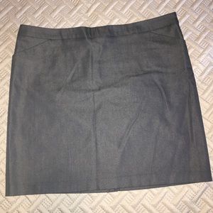 Navy skirt with pockets, 18